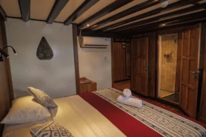 Lower-deck double cabin interior aboard Amira