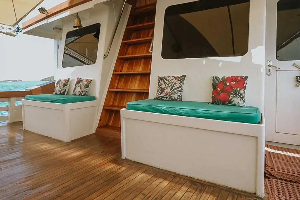 Indoor lounge seating aboard Cajoma IV phinisi