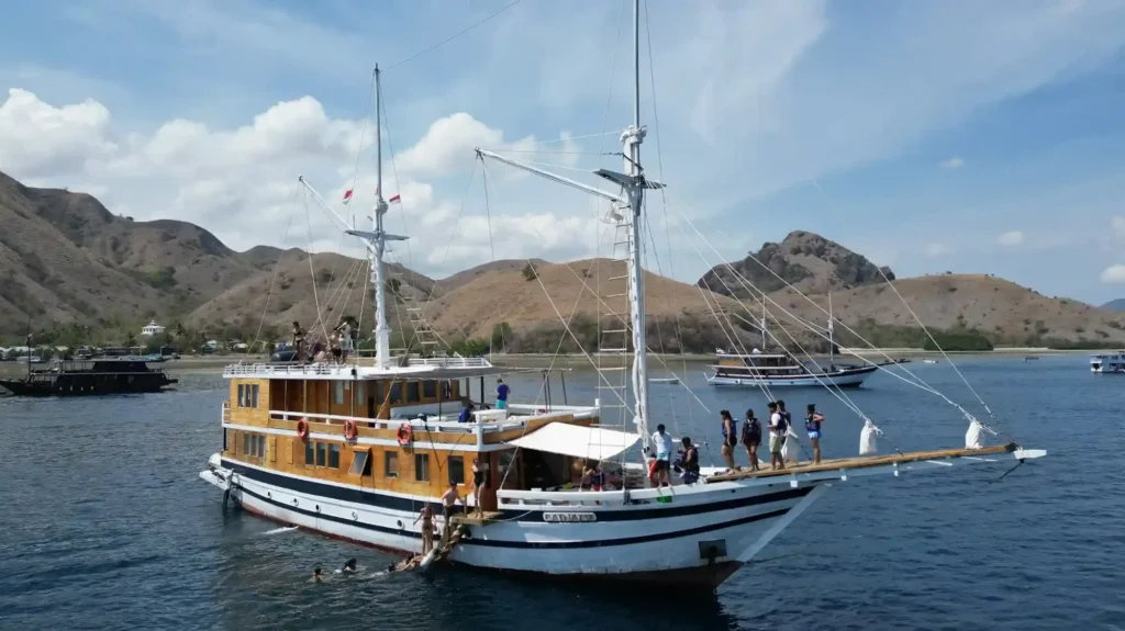 Catnazse at anchor off an island in Komodo National Park