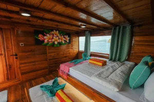 Ciela Seraya Room interior aboard Ciela phinisi