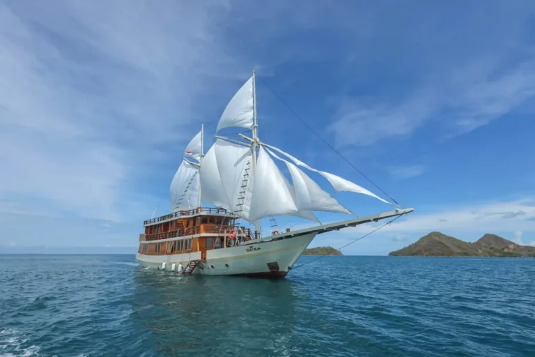 Elrora, a 33.89-metre ironwood phinisi built in 2024, sailing in Komodo National Park