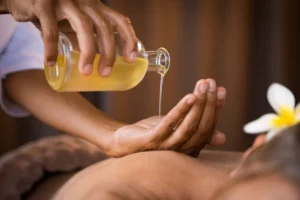 Hot oil massage treatment at The Nest Spa Komodo