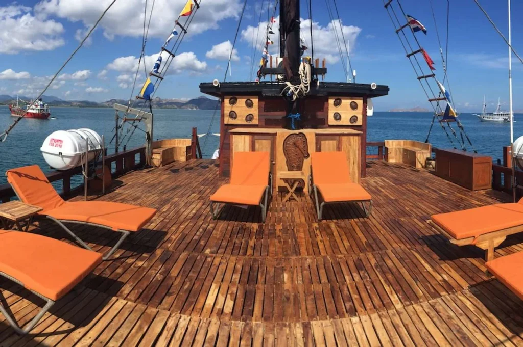Sundeck aboard Ilike liveaboard