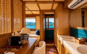 Interior detail of the Sasak Upper Deck Suite aboard Jeeva Samudera