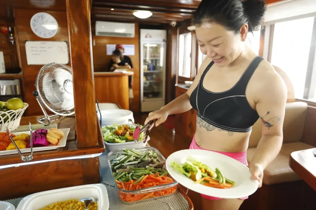 Meal served to guests aboard the La Galigo liveaboard