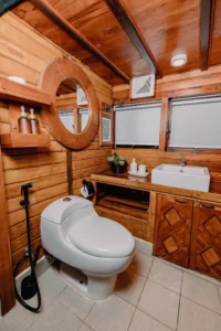 Ensuite bathroom in a La Galigo Master cabin