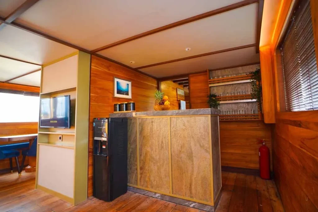 Bar area aboard LaMain Voyage I