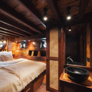 Deluxe cabin with convertible beds aboard Nataraja
