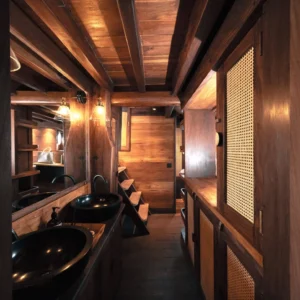 Private ensuite bathroom aboard Nataraja