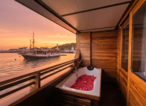 Sandal cabin private balcony bathtub aboard Naturalia Cruise