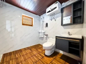 Private bathroom in Mansard II aboard Neptune Cruise
