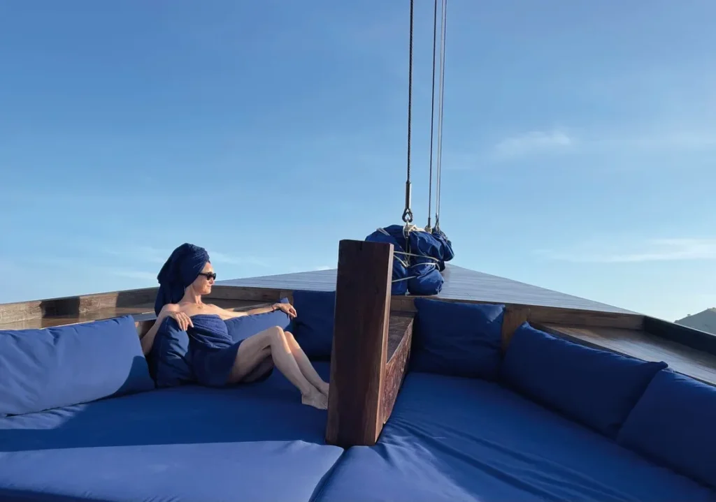 Charter Ocean Pure 1 Yacht Liveaboard