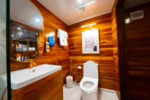 Ensuite bathroom in a Seven Angel bunk cabin