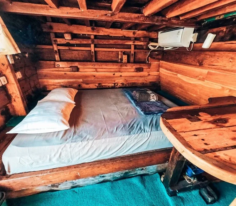 Air-conditioned Master Double Cabin aboard Bajak