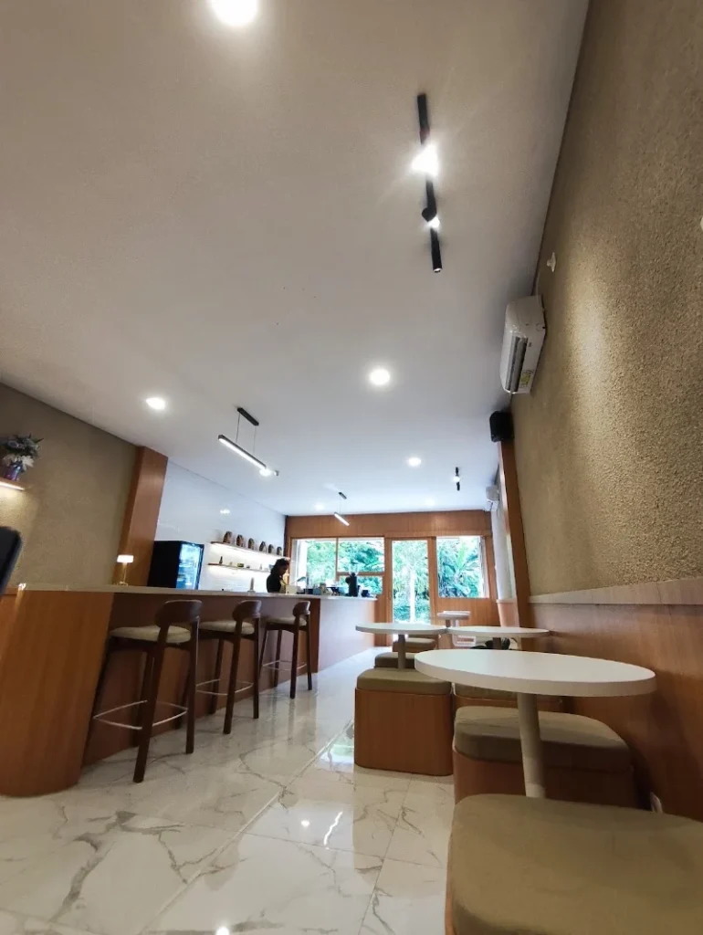 Early Patisserie in Labuan Bajo