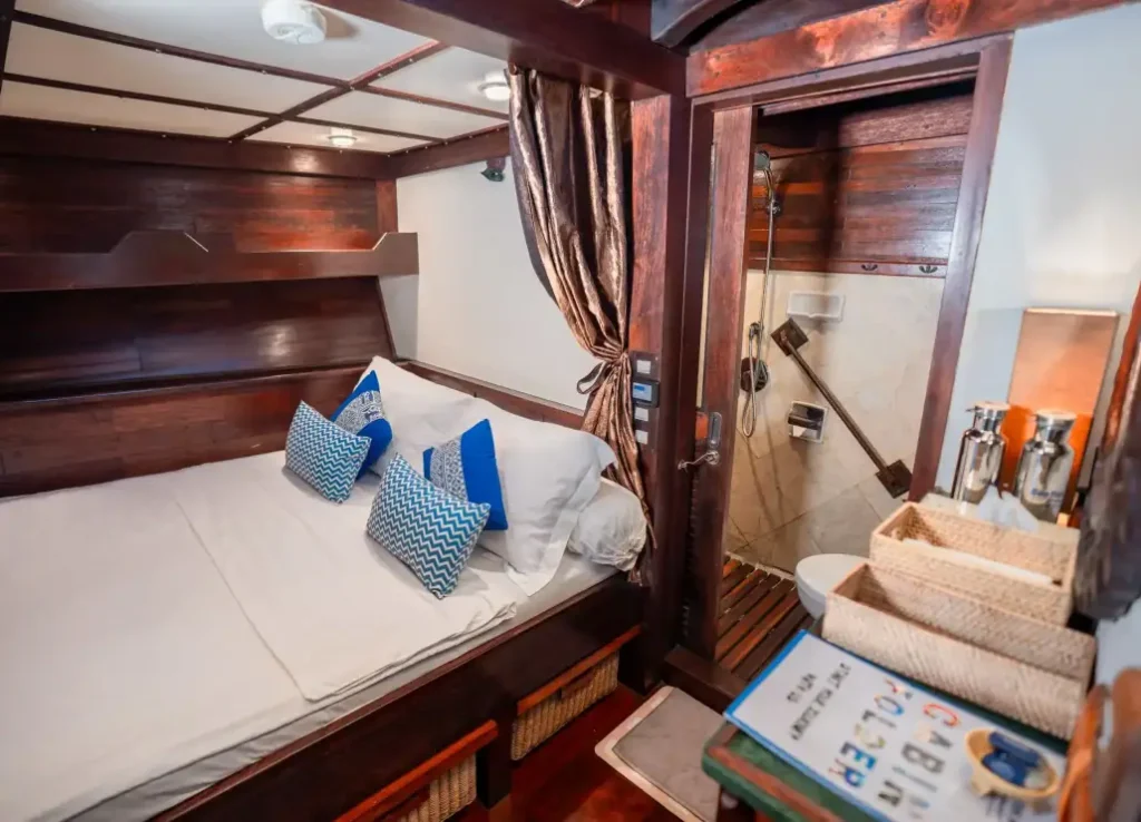 Double Cabin with ensuite facilities aboard Katharina