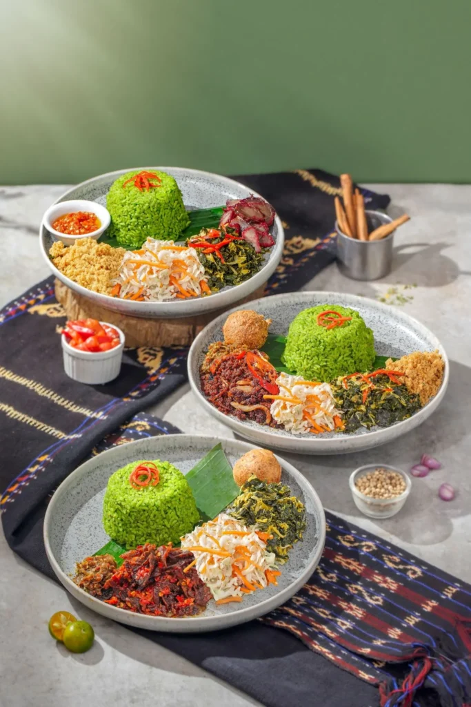Food and drinks served at La Moringa Labuan Bajo in Labuan Bajo