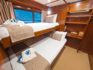 Main-deck Deluxe cabin with twin beds aboard MV Mermaid II