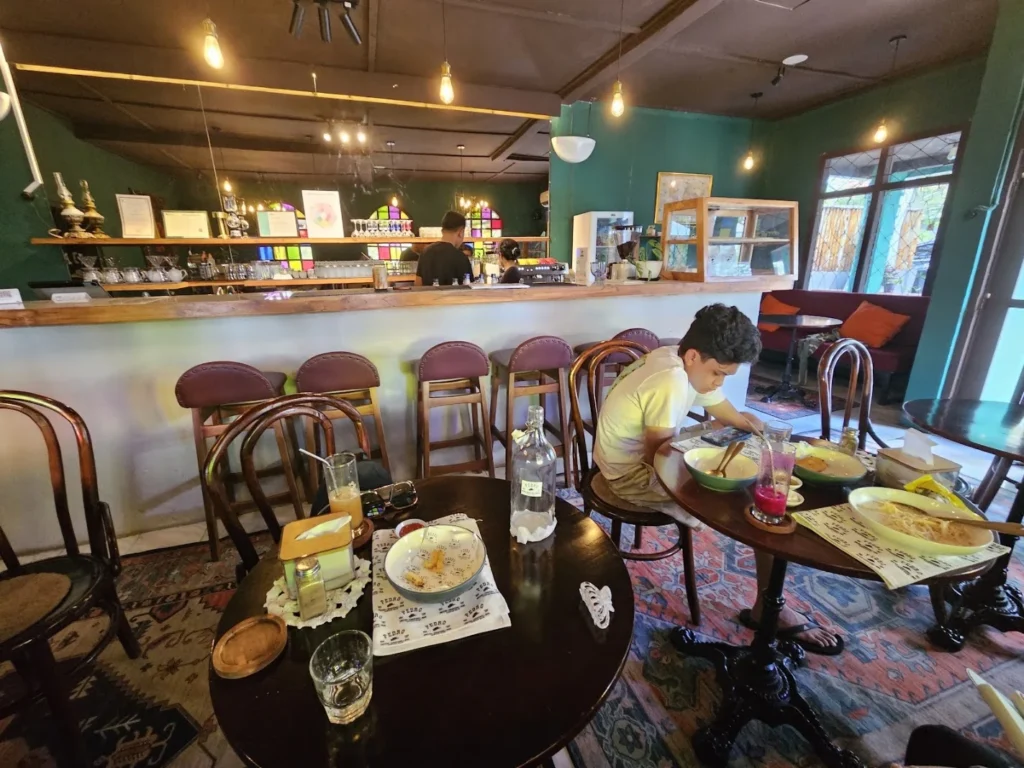 Pedro Coffee, Eatery, Bar & Roastery Labuan Bajo in Labuan Bajo