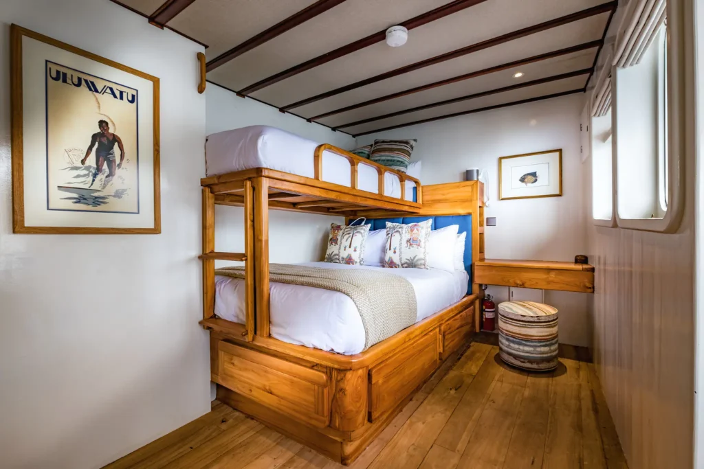 Rascal Cabin 3 with double bed and upper single bunk